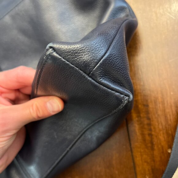 Coach Men's Leather Messenger Bag - Picture 9 of 10